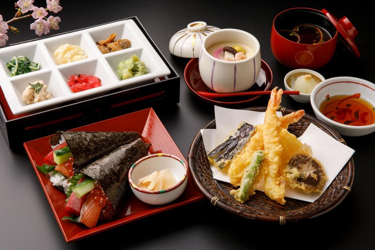 Fukuoka Recent Hotel Bagian luar foto