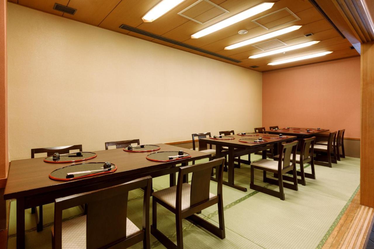Fukuoka Recent Hotel Bagian luar foto