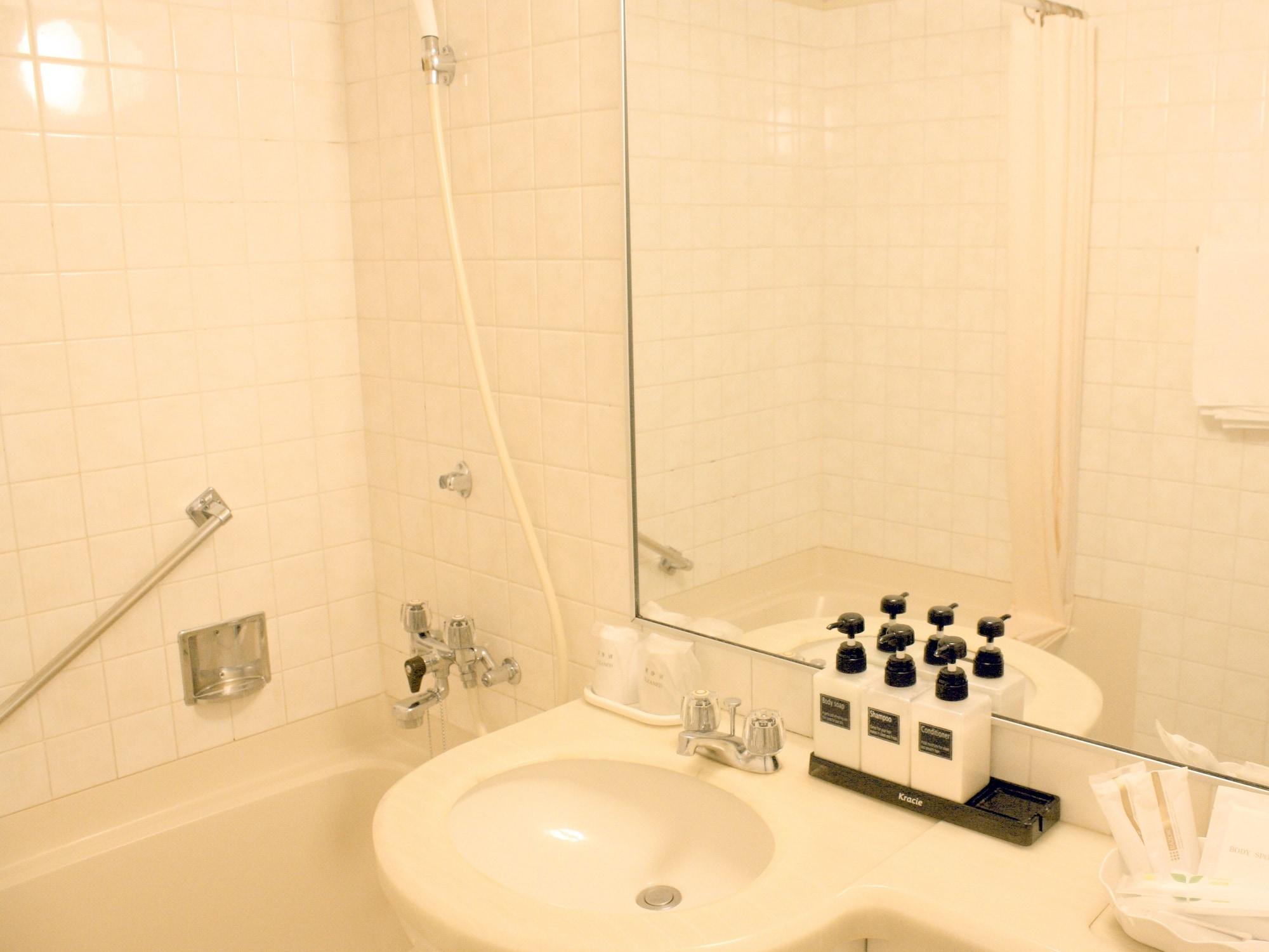 Fukuoka Recent Hotel Bagian luar foto
