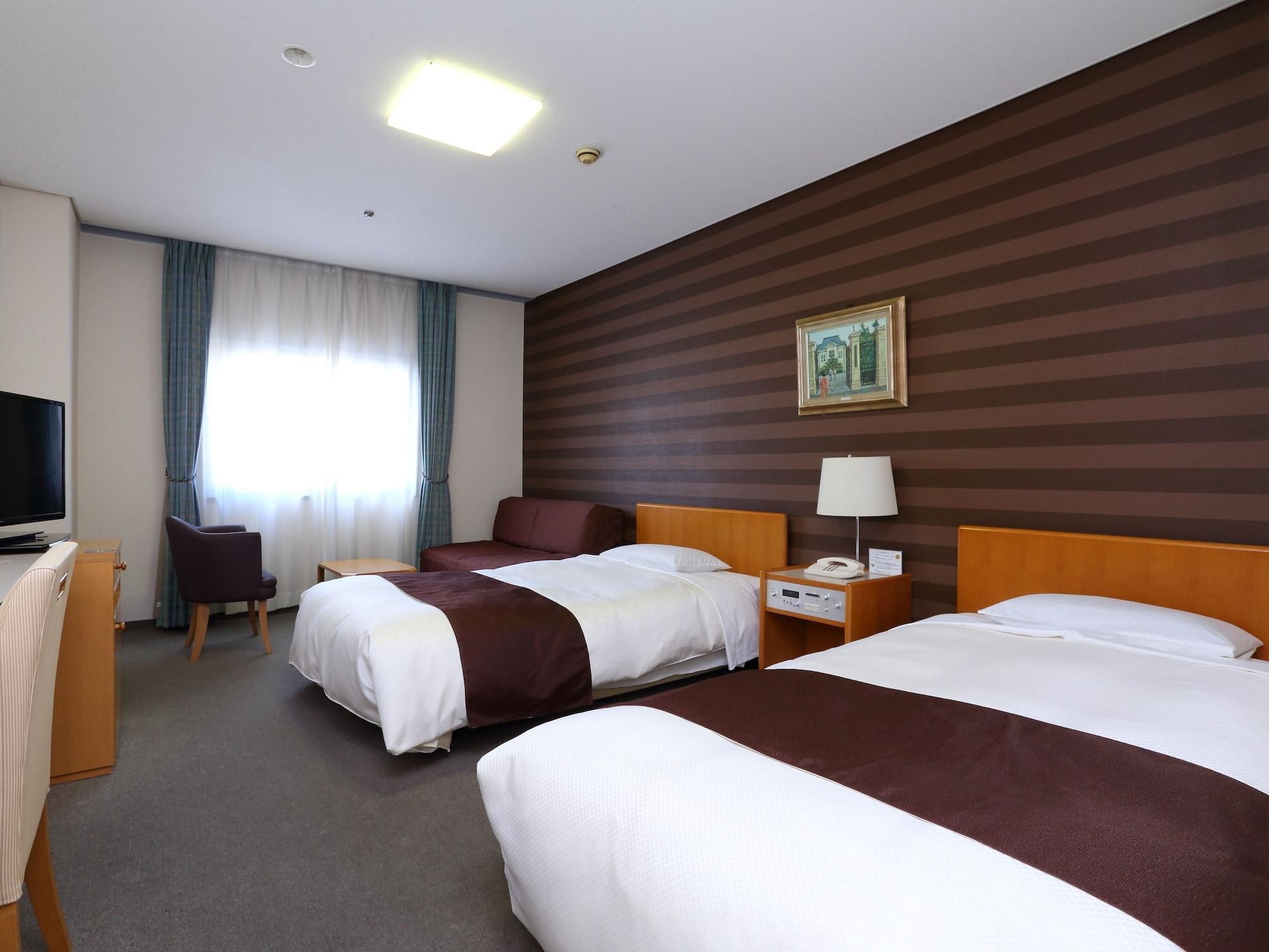 Fukuoka Recent Hotel Bagian luar foto