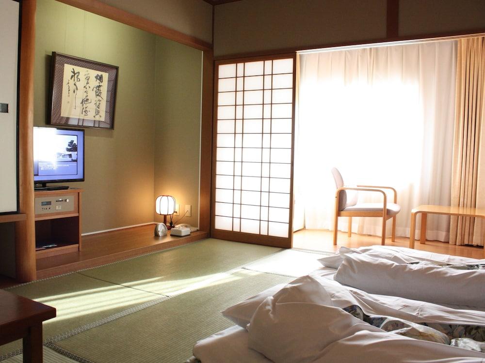 Fukuoka Recent Hotel Bagian luar foto