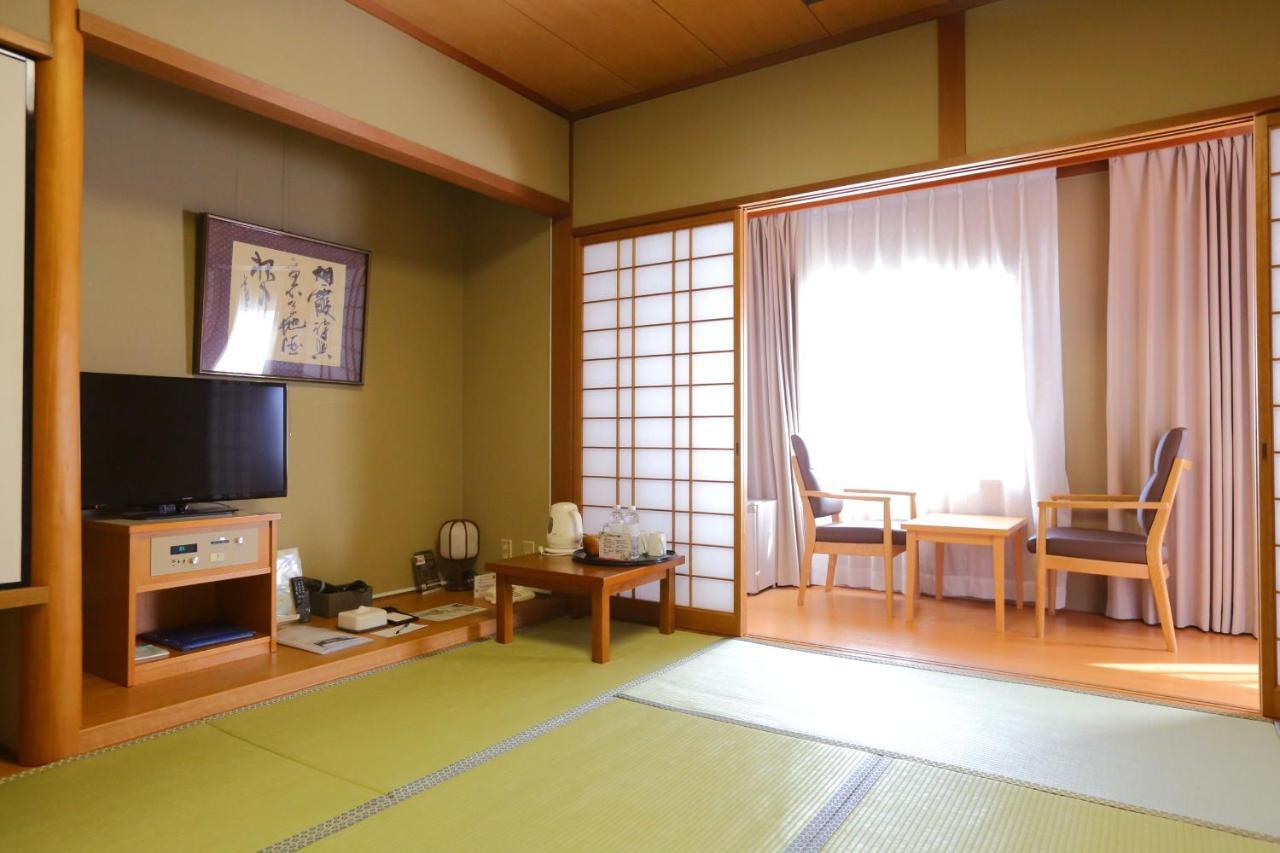 Fukuoka Recent Hotel Bagian luar foto
