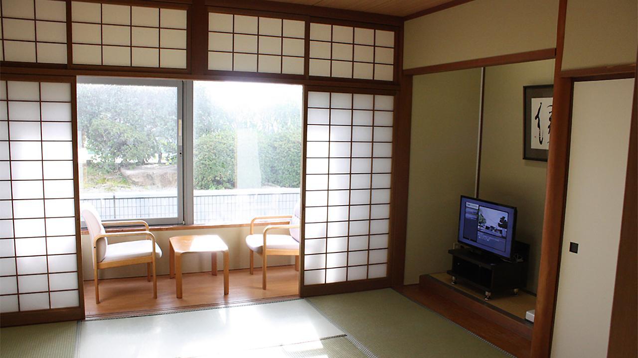 Fukuoka Recent Hotel Bagian luar foto