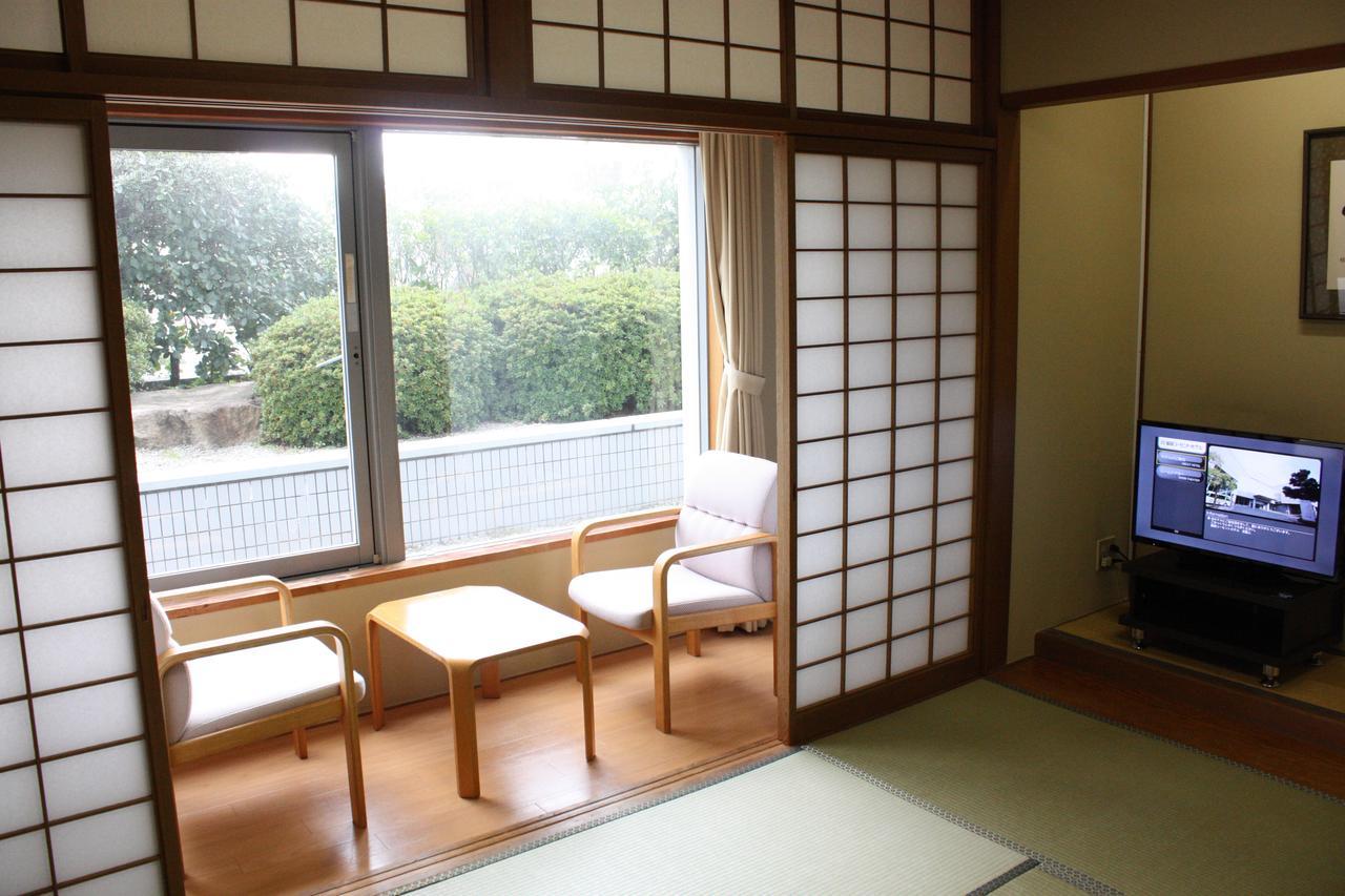 Fukuoka Recent Hotel Bagian luar foto