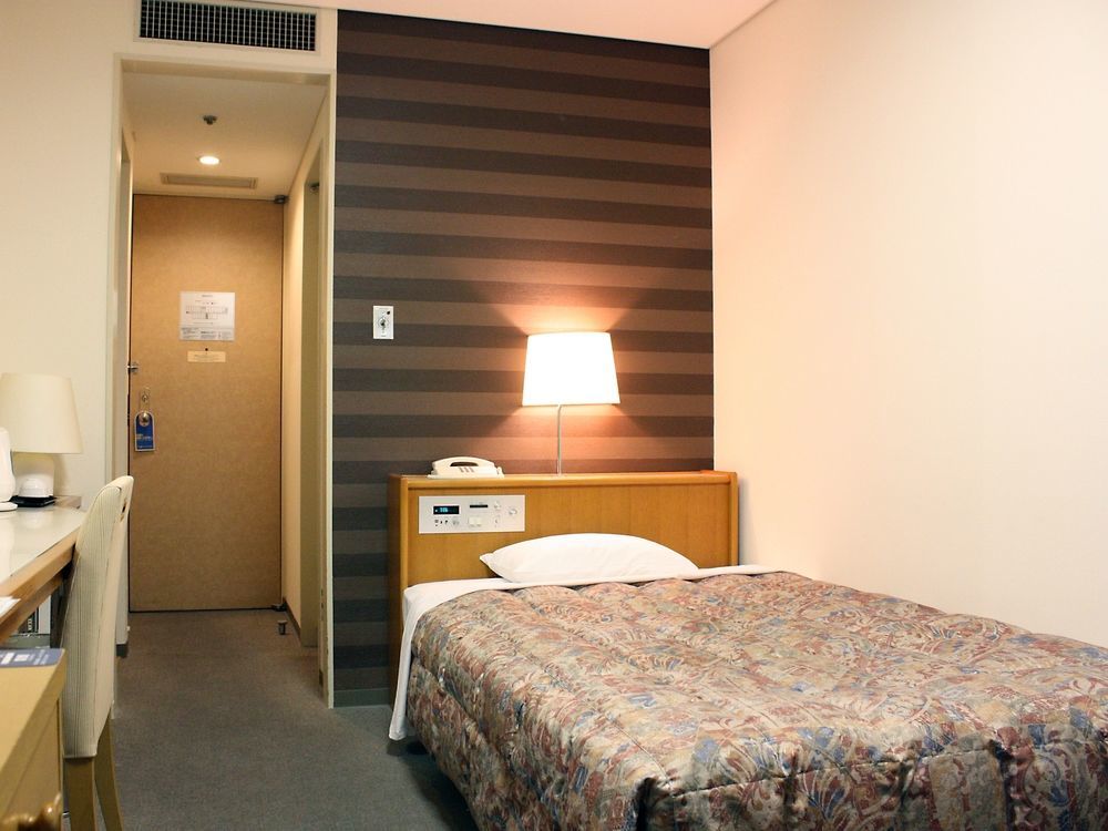 Fukuoka Recent Hotel Bagian luar foto